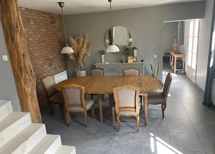 Calme D'une Fermette Picarde Marche-Allouarde